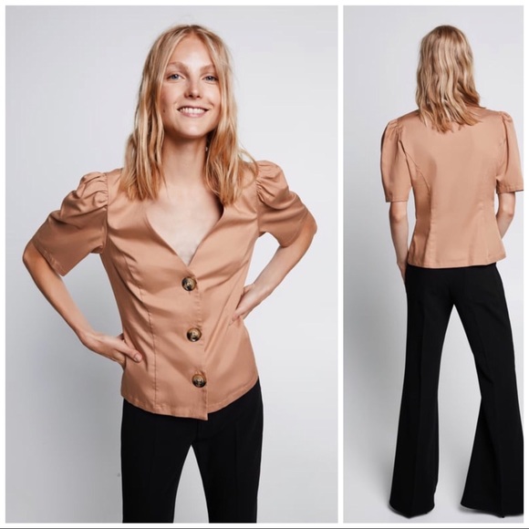 Zara Top with sleeves - Picture 2 of 6